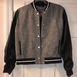 Abercrombie & Fitch Faux Leather Detail Bomber (L)